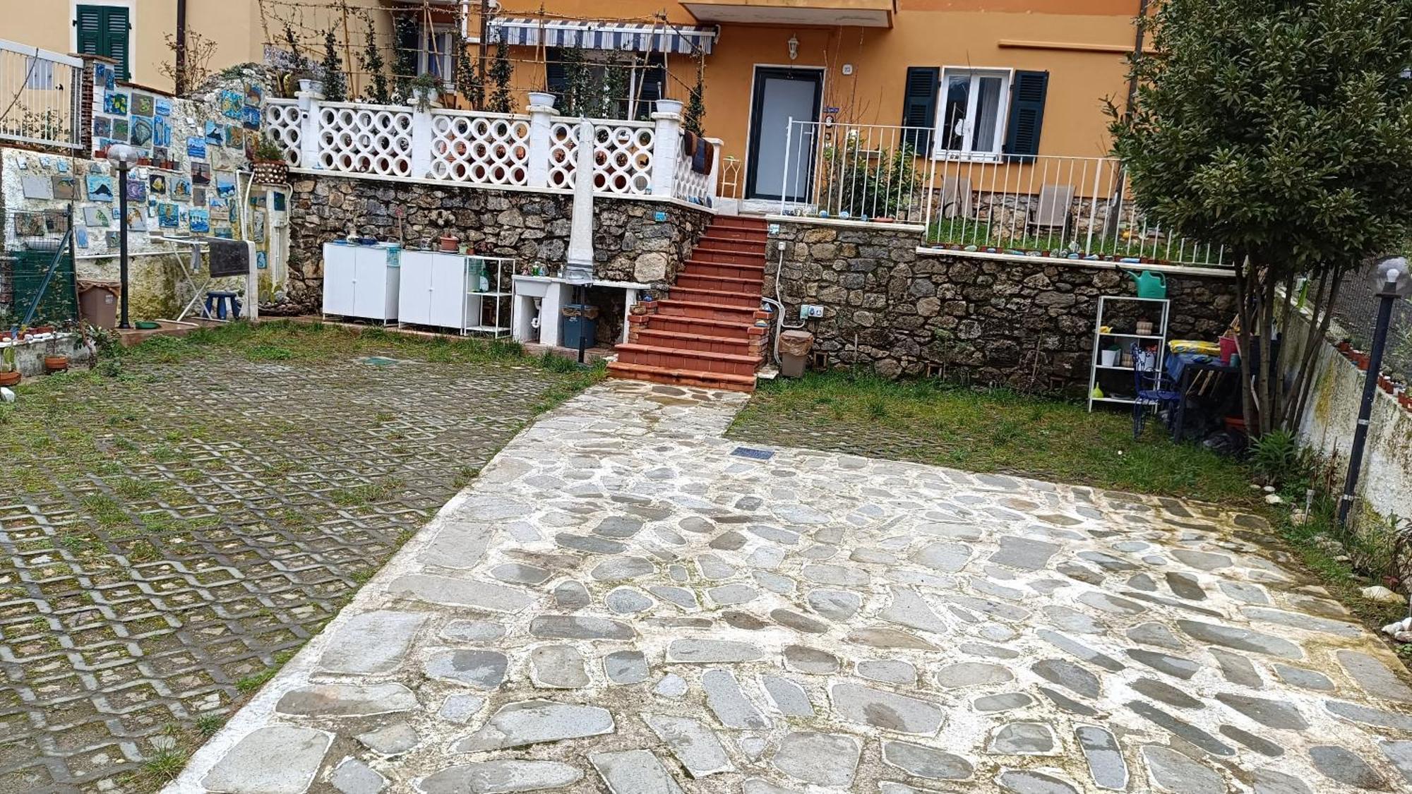 La Graziosa Dorata Lerici San Lorenzo Villa Indipendente 2 Persone Parcheggio Gratuito Exterior foto